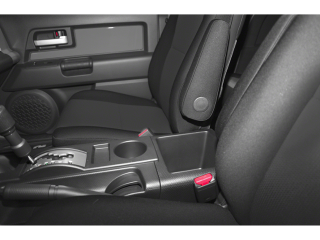 2013 Toyota FJ Cruiser SR