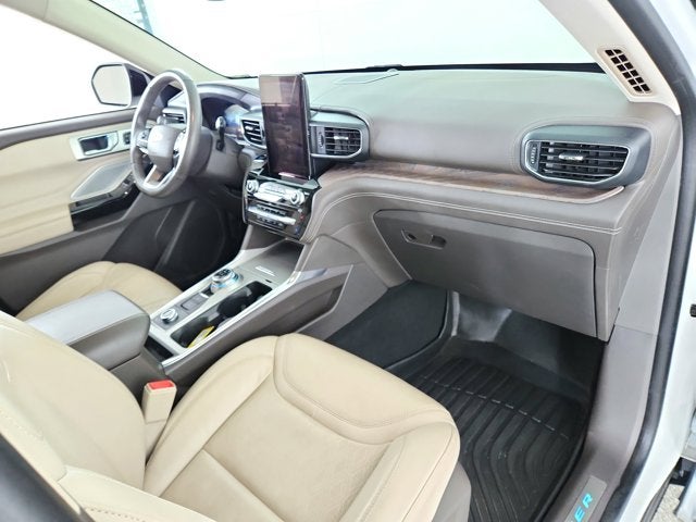 2022 Ford Explorer Platinum