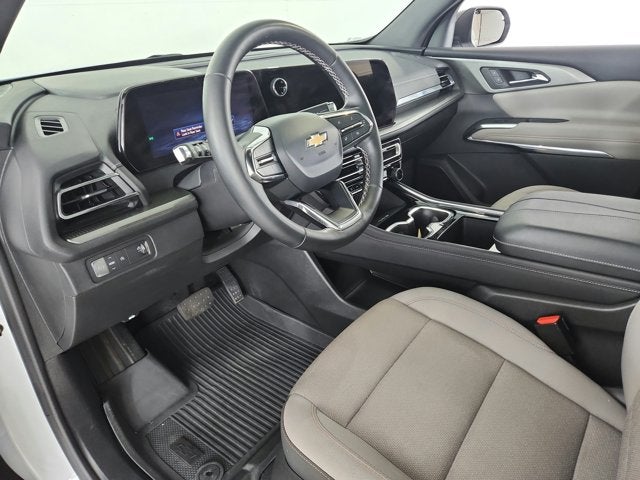 2025 Chevrolet Traverse FWD LT