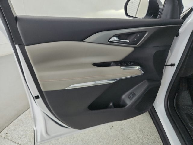 2025 Chevrolet Traverse FWD LT