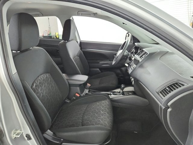 2024 Mitsubishi Outlander Sport S