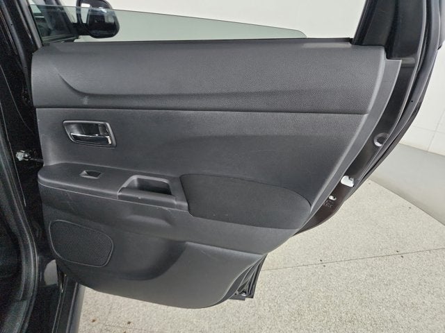 2024 Mitsubishi Outlander Sport S