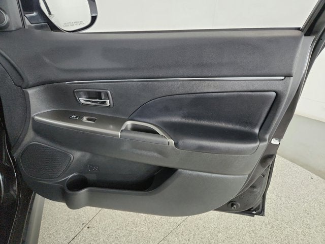 2025 Mitsubishi Outlander Sport Base