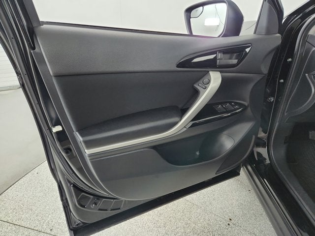 2023 Mitsubishi Eclipse Cross Base