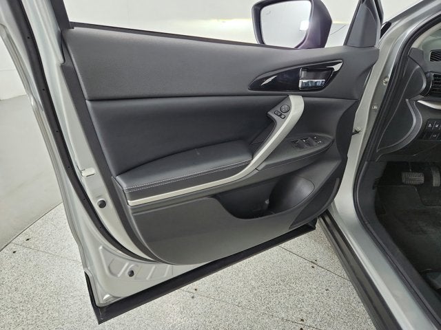 2025 Mitsubishi Eclipse Cross Base