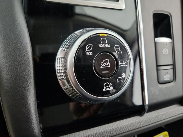 2024 Mitsubishi Outlander ES