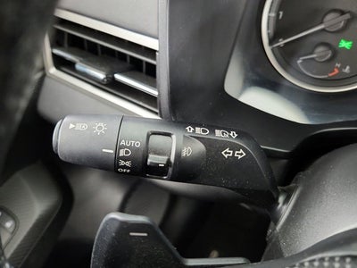 2023 Mitsubishi Outlander Base