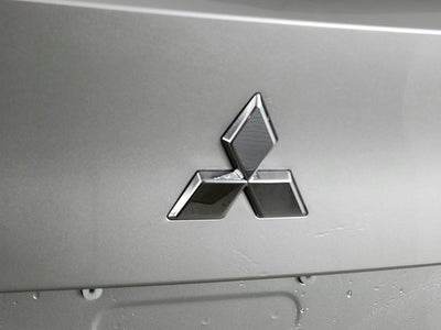 2023 Mitsubishi Outlander Base