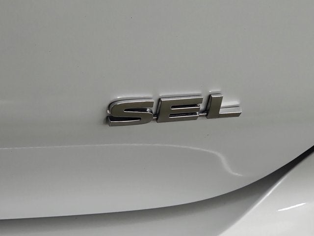 2022 Mitsubishi Outlander Base