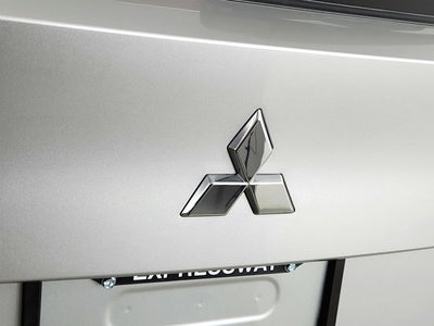 2024 Mitsubishi Outlander Base