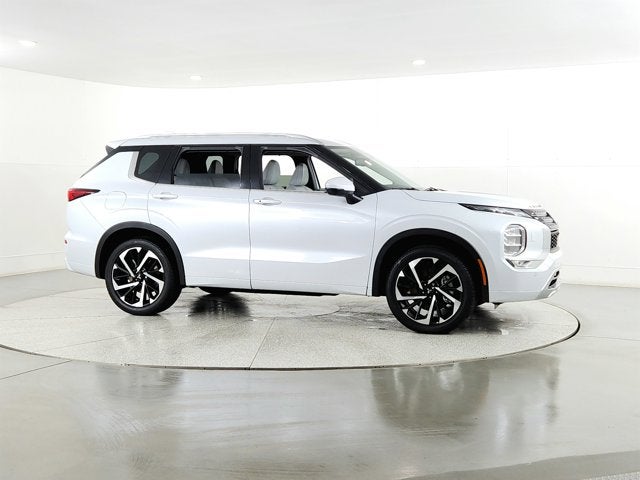 2024 Mitsubishi Outlander SEL