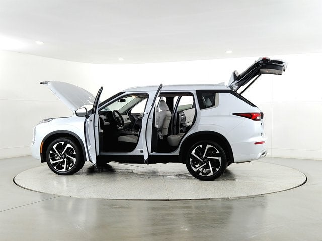 2024 Mitsubishi Outlander SEL