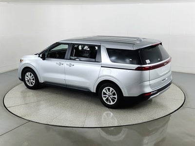 2023 Kia Carnival LX