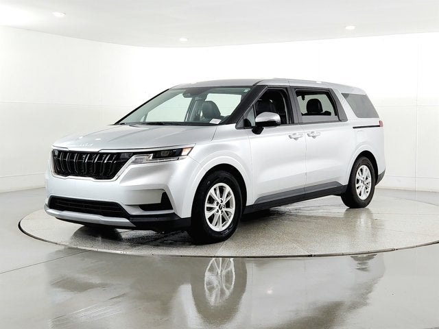 2023 Kia Carnival LX