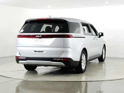 2023 Kia Carnival LX
