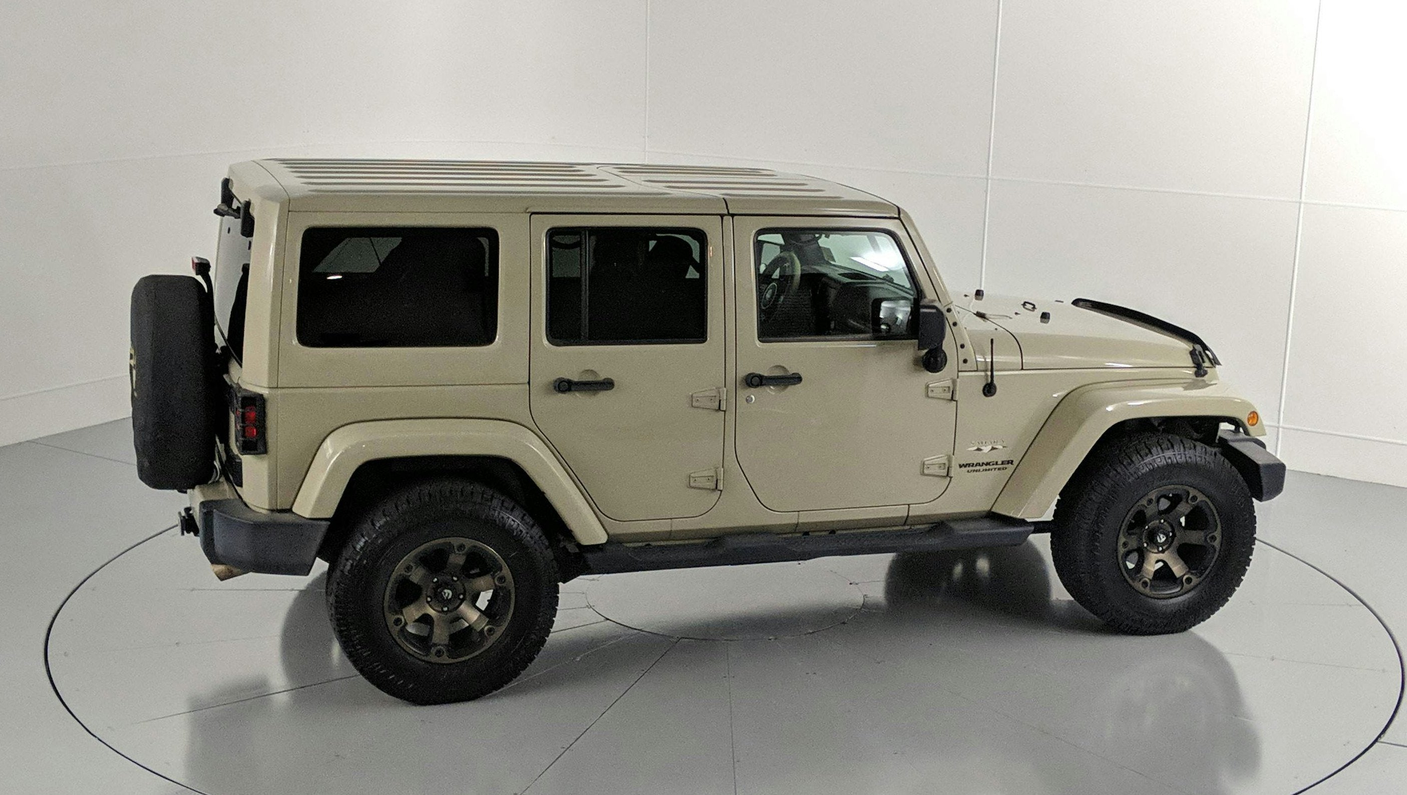 2017 Jeep Wrangler Unlimited Sahara