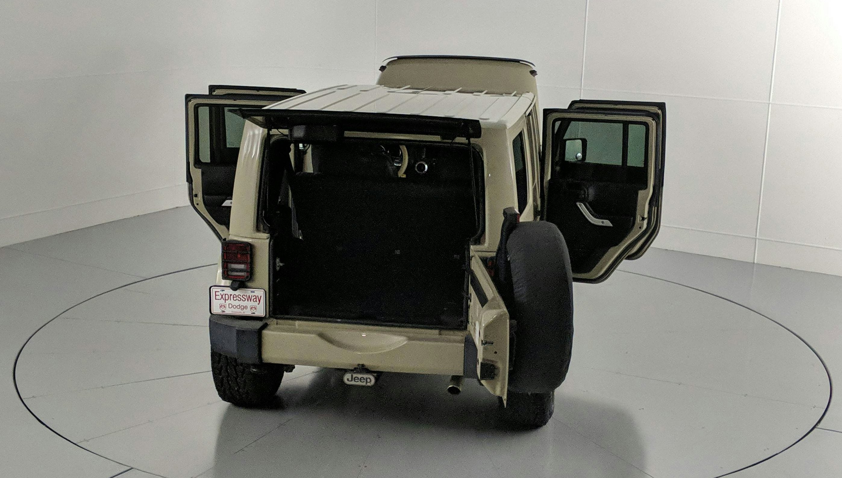 2017 Jeep Wrangler Unlimited Sahara