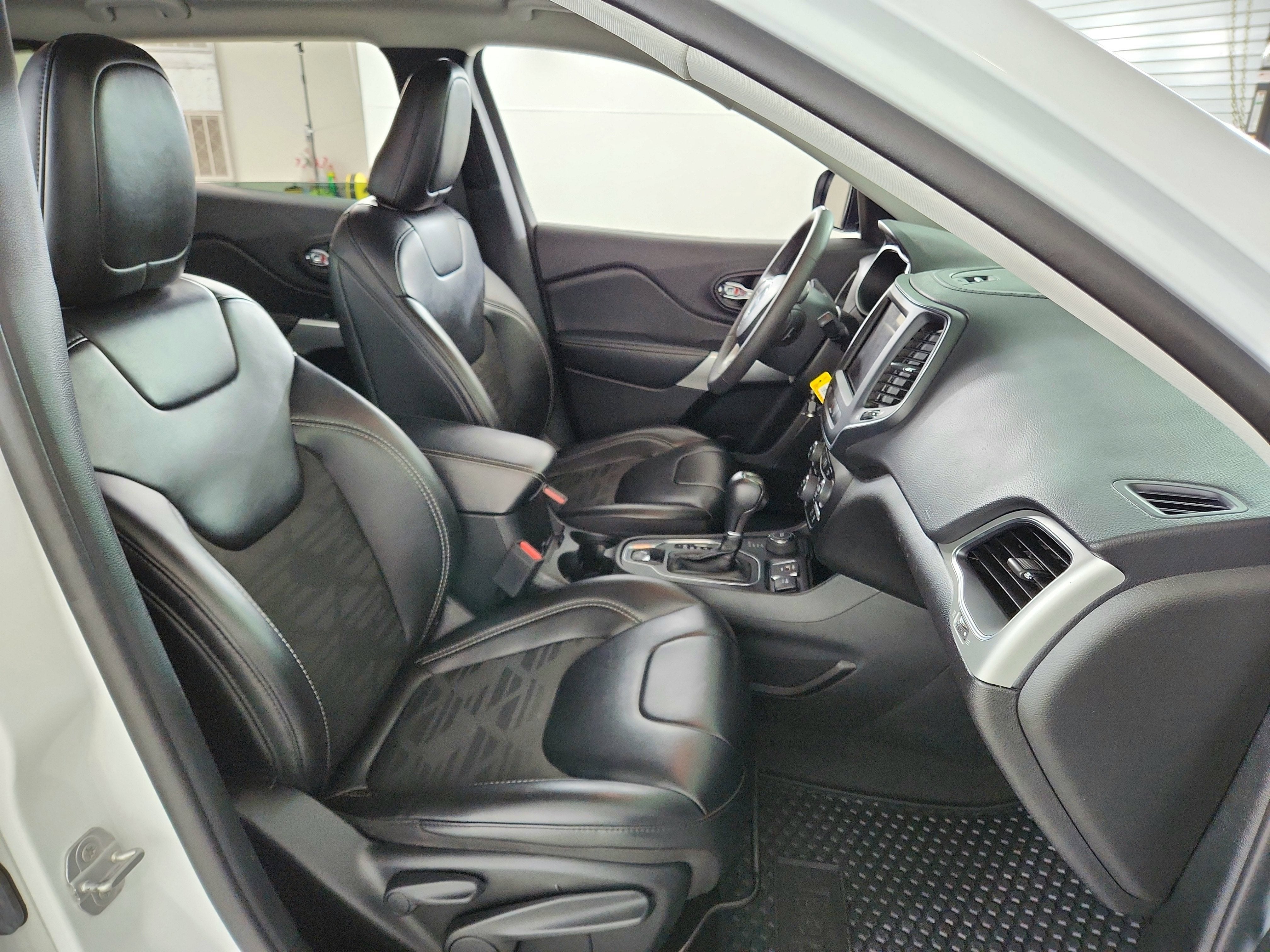 2022 Jeep Cherokee X