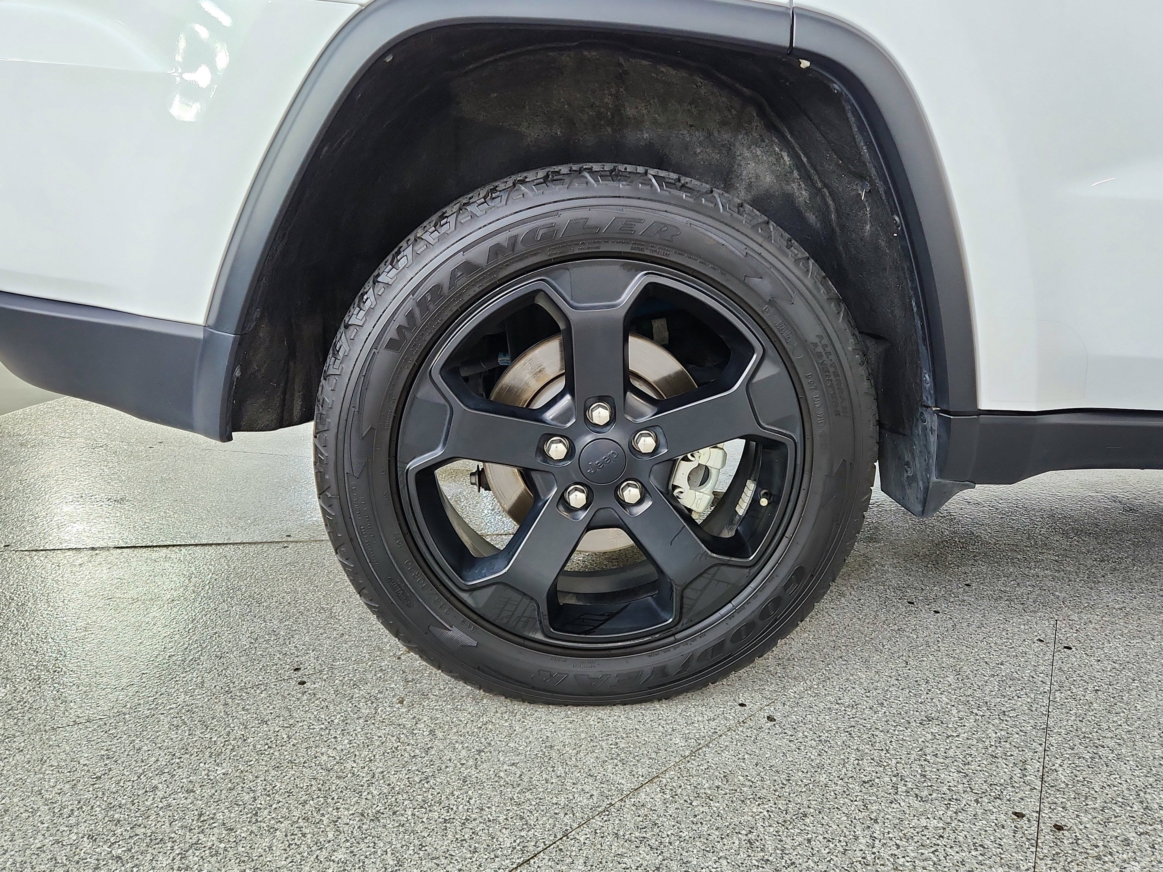 2021 Jeep Grand Cherokee Freedom