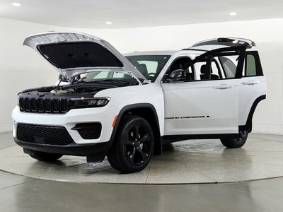 2023 Jeep Grand Cherokee Altitude