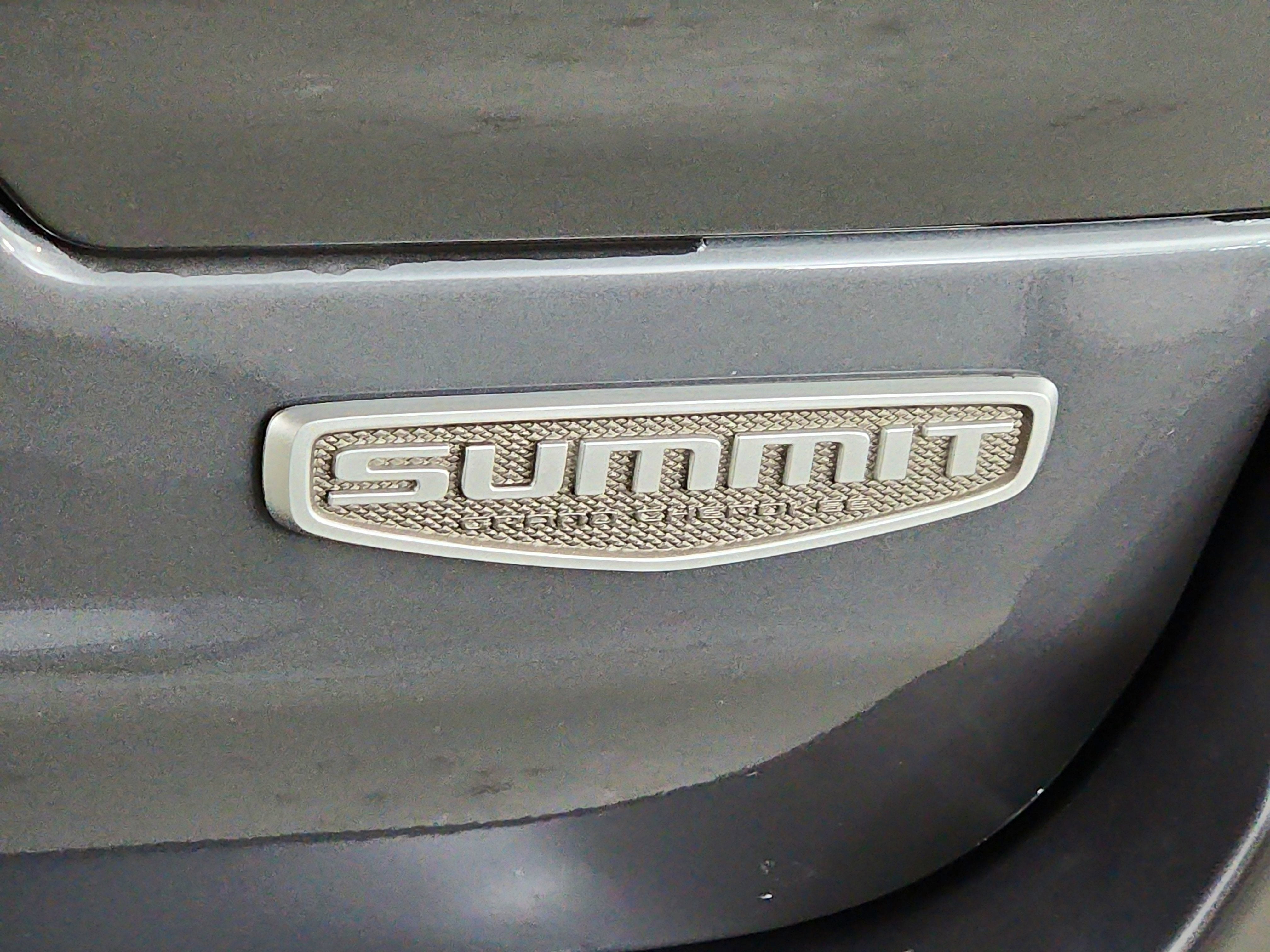 2024 Jeep Grand Cherokee Summit Reserve