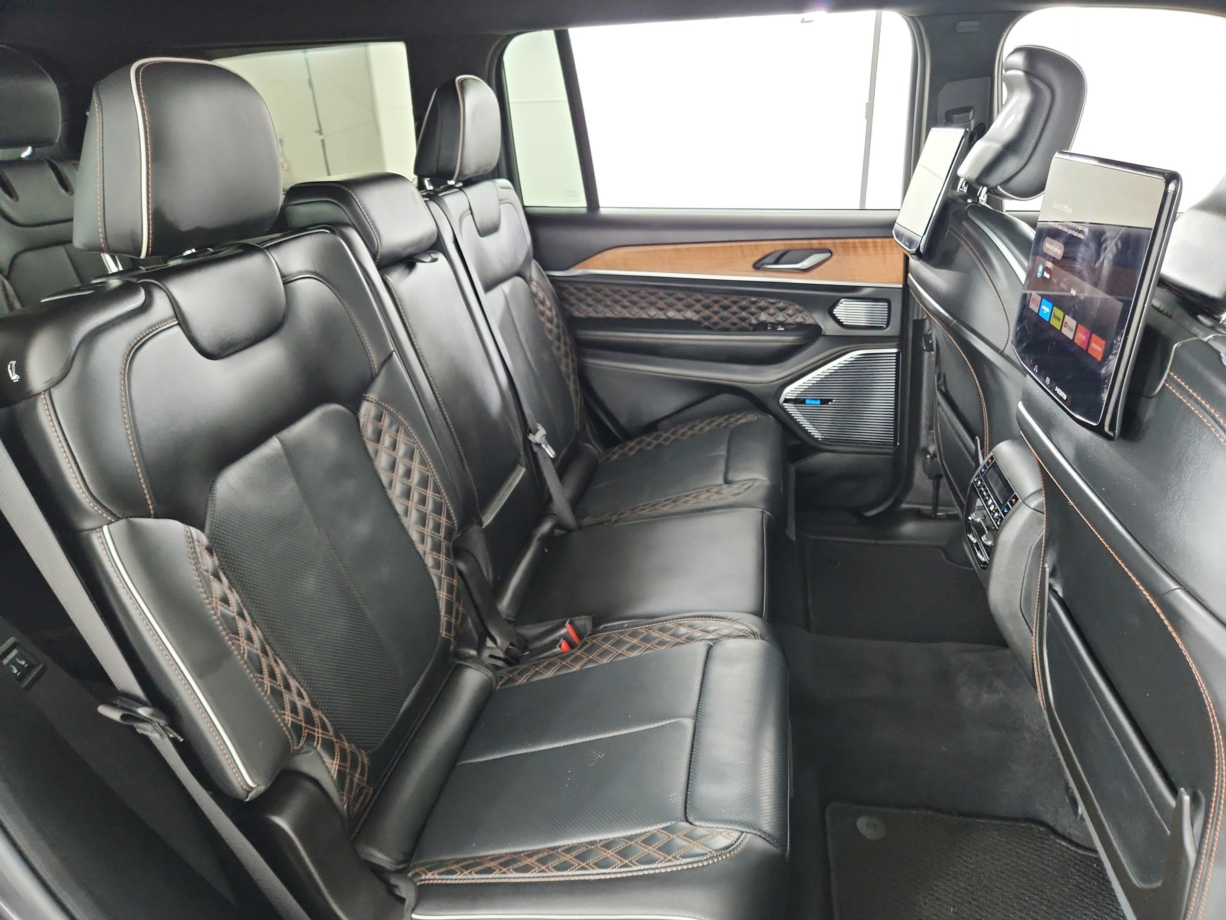 2025 Jeep Grand Cherokee L Summit Reserve 4x4