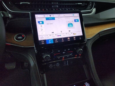 2025 Jeep Grand Cherokee L Summit Reserve 4x4