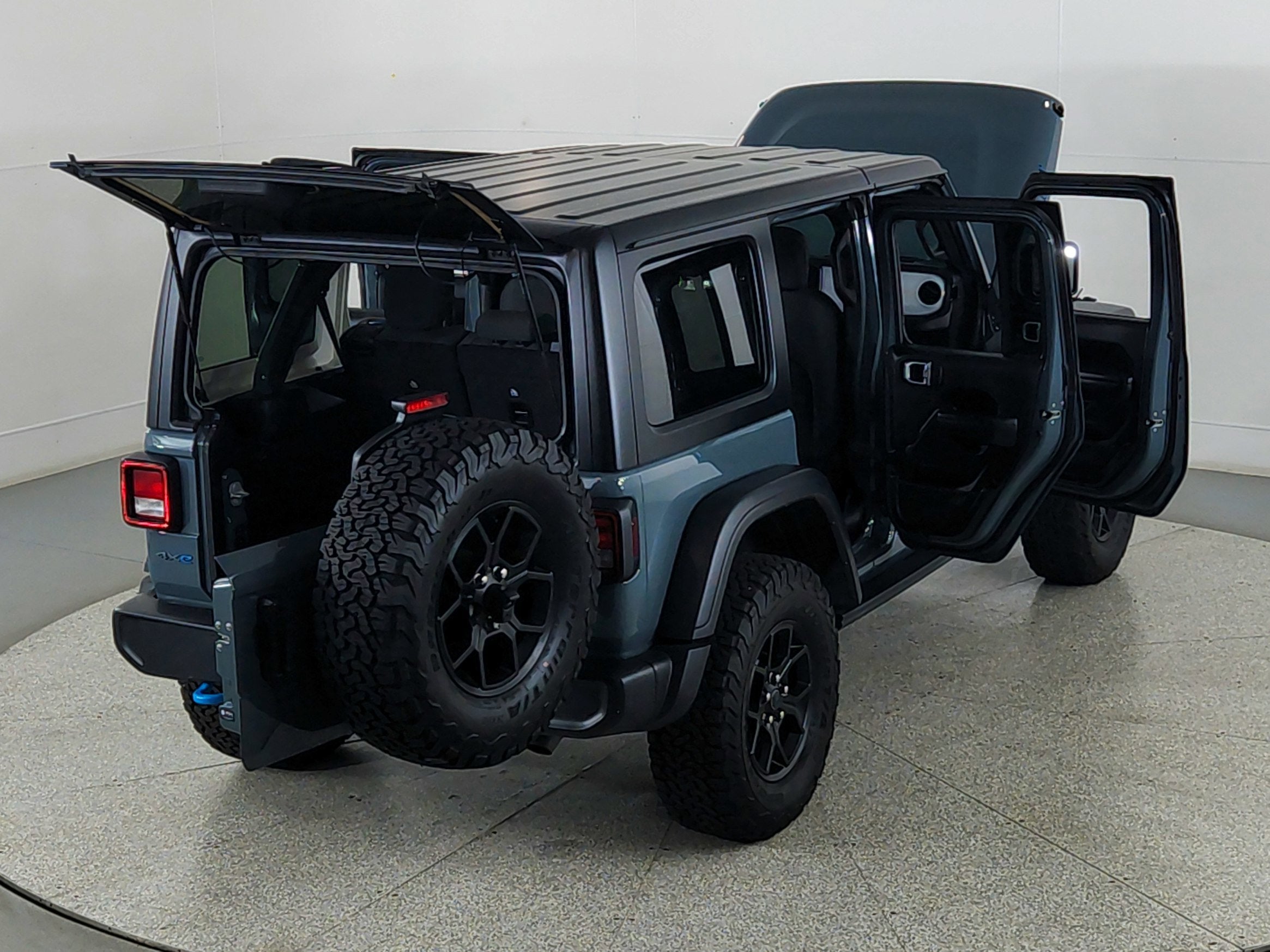 2024 Jeep Wrangler 4xe Willys