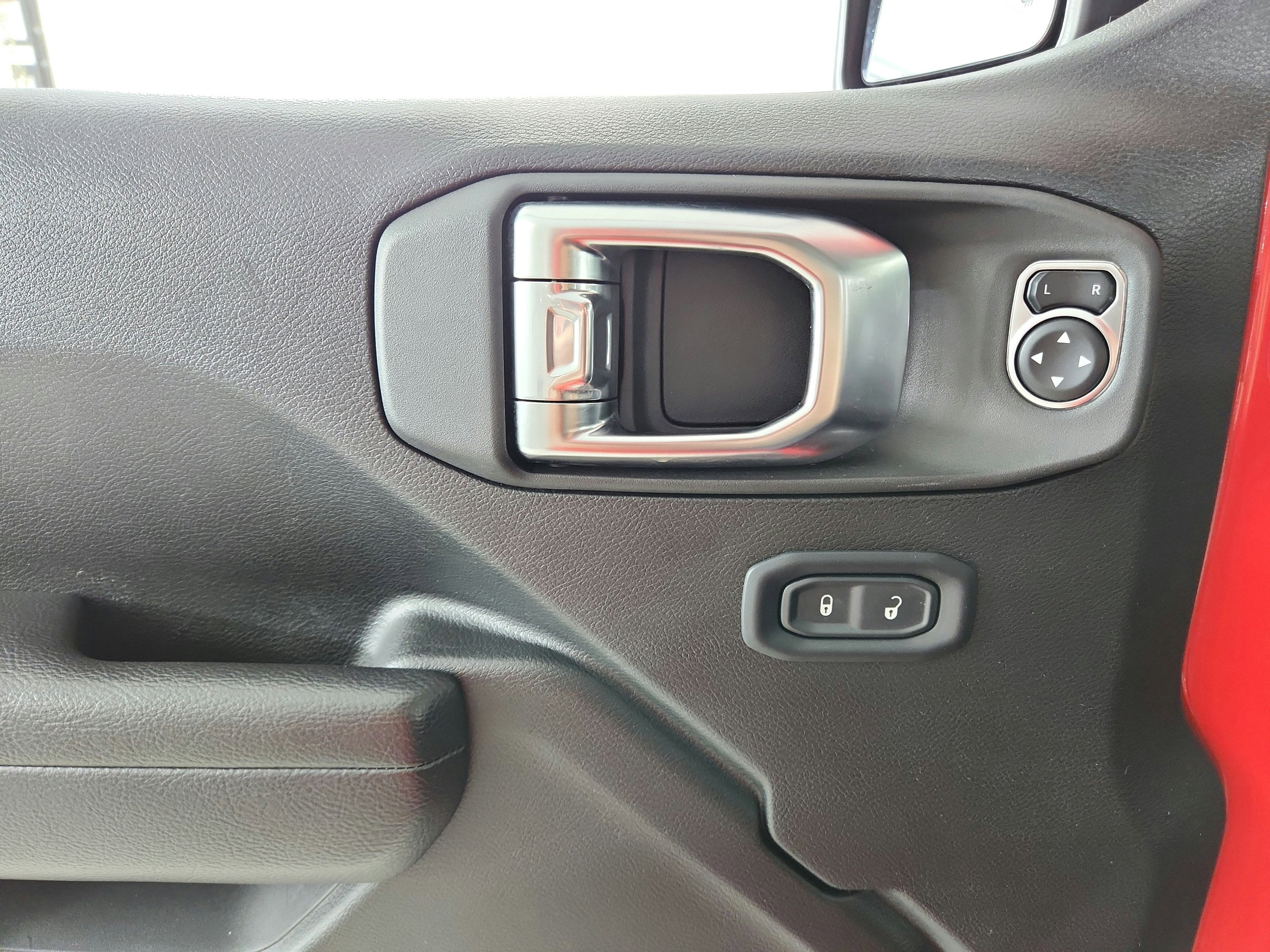 2025 Jeep Wrangler 4xe Willys