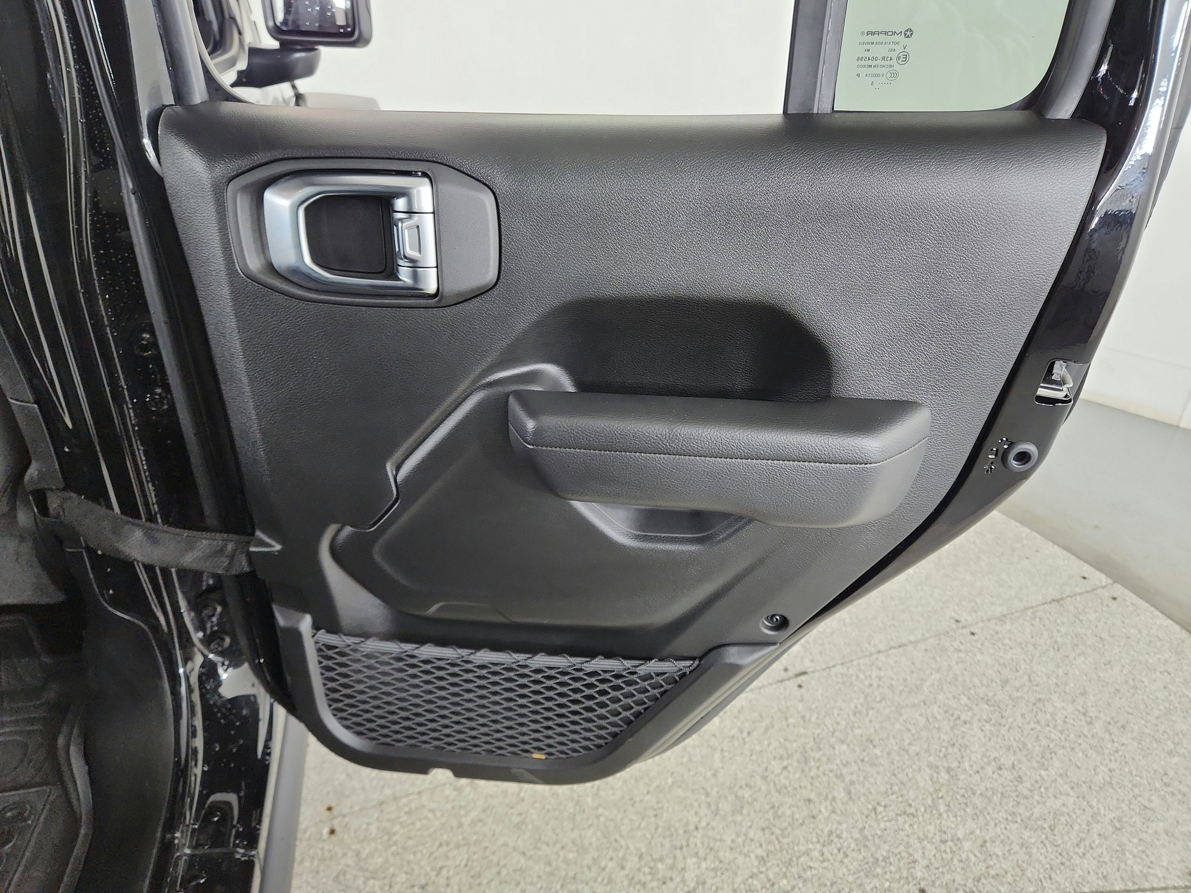 2025 Jeep Wrangler 4xe Willys