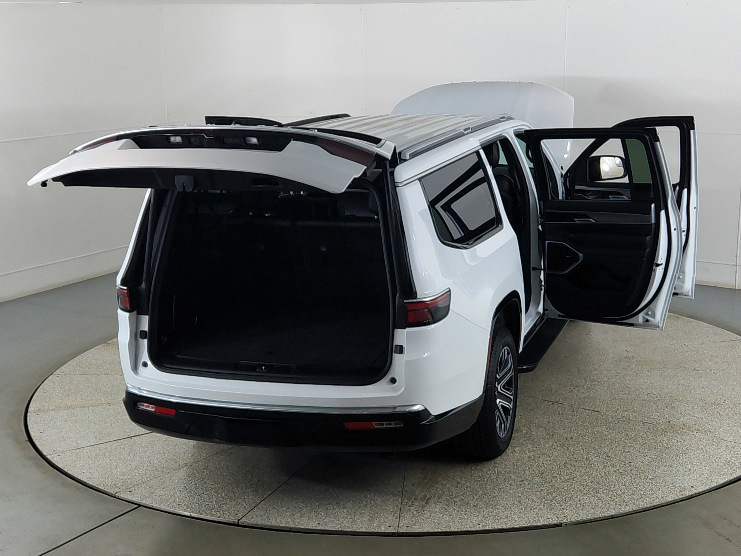 2025 Jeep Wagoneer L Series II