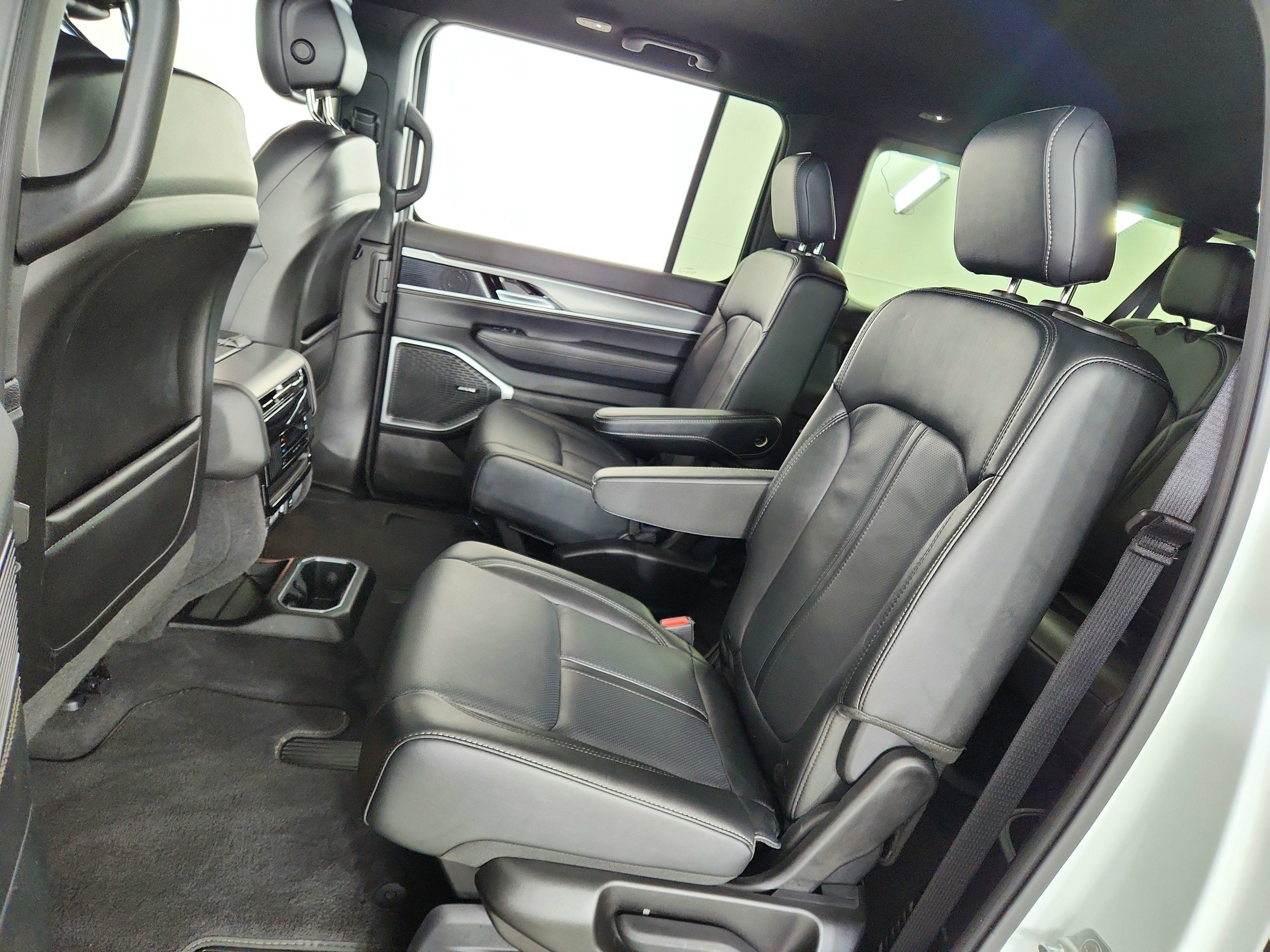 2025 Jeep Wagoneer L Series II