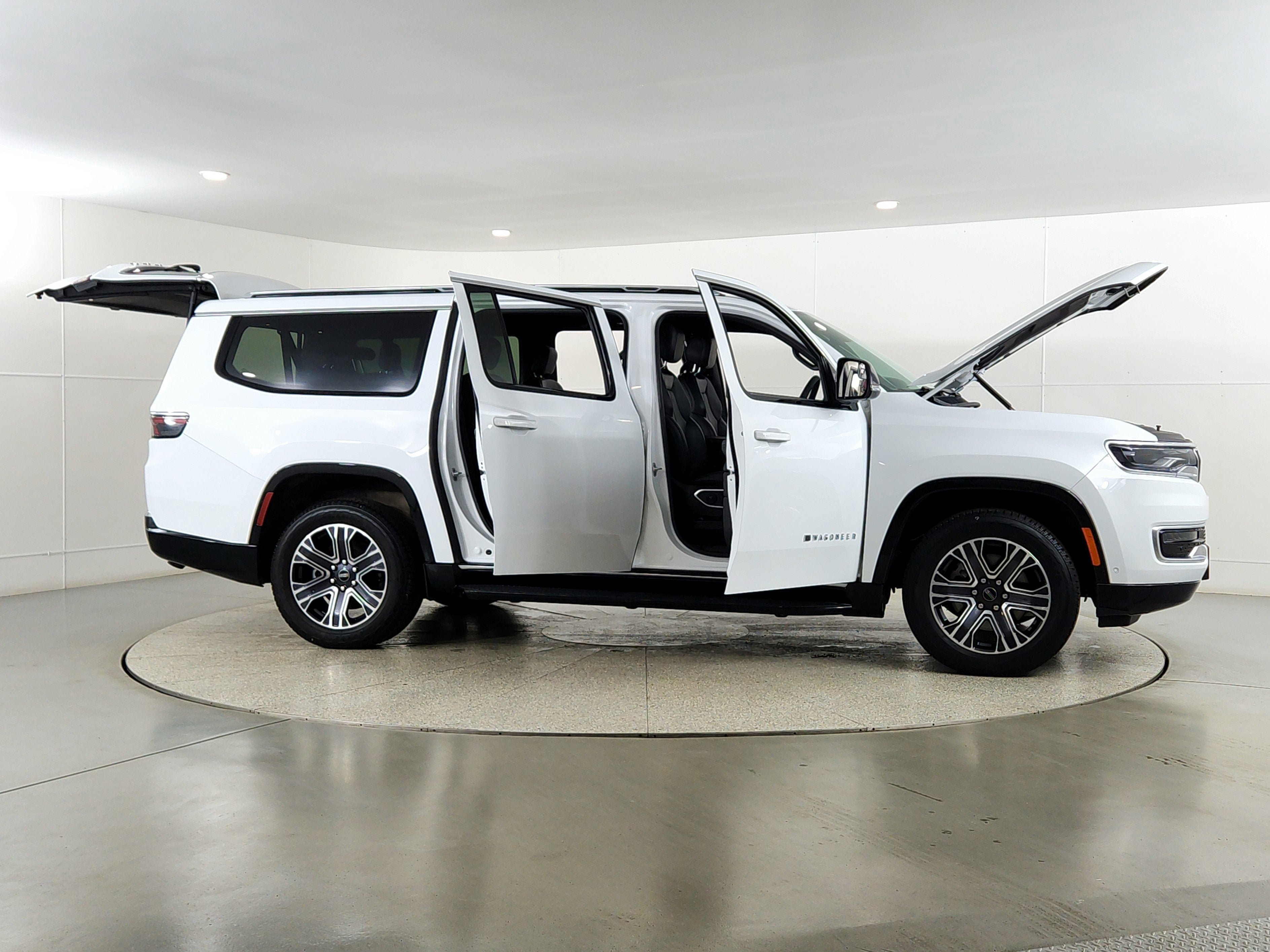 2025 Jeep Wagoneer L Series II