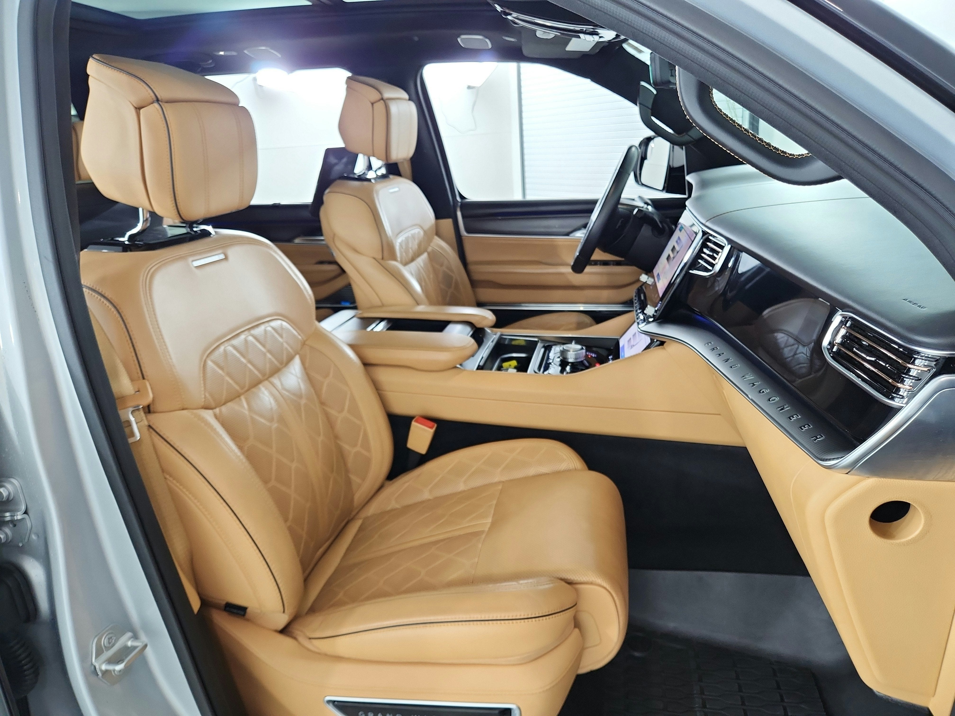 2025 Jeep Grand Wagoneer L Series III Obsidian 4x4