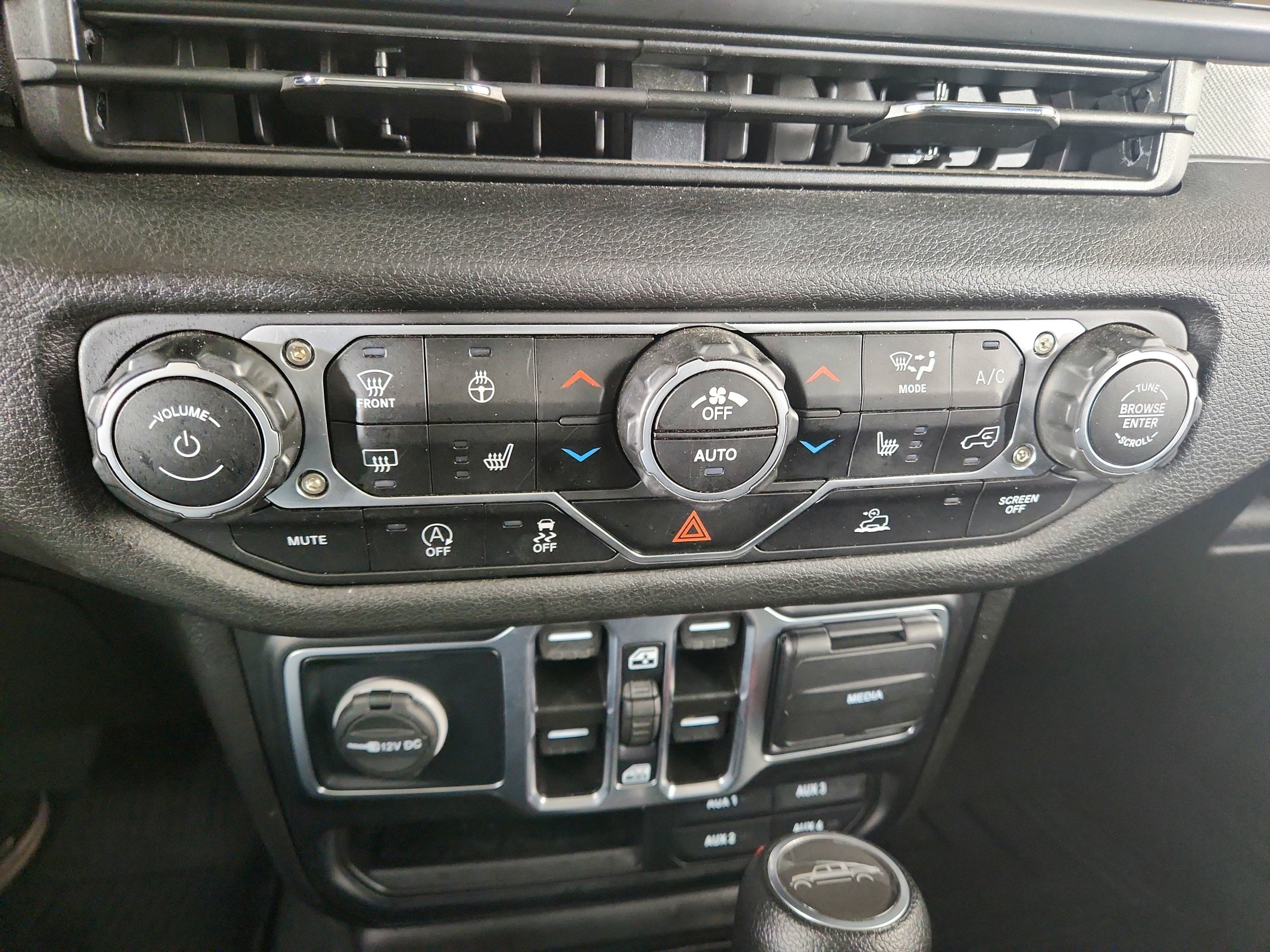 2024 Jeep Gladiator Sport S