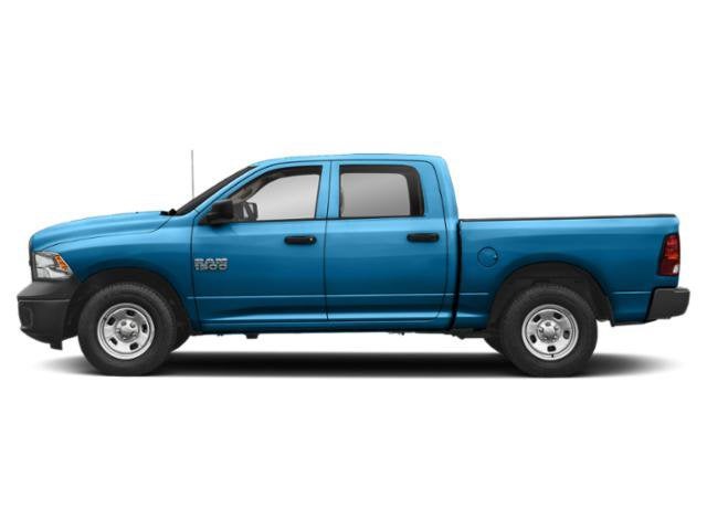 2019 RAM 1500 Classic Express 4x4 Crew Cab 5'7" Box