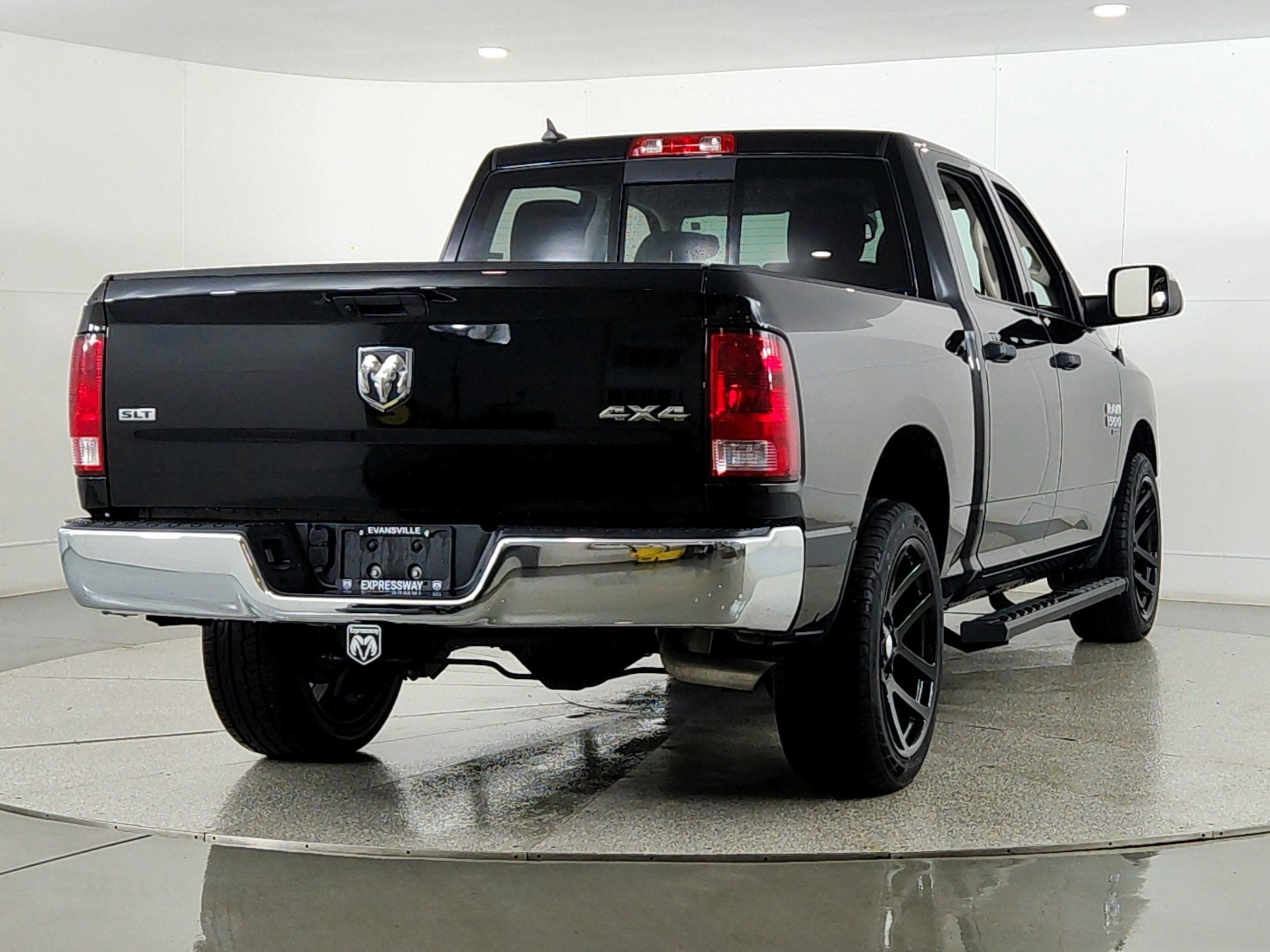 2023 RAM 1500 Classic SLT