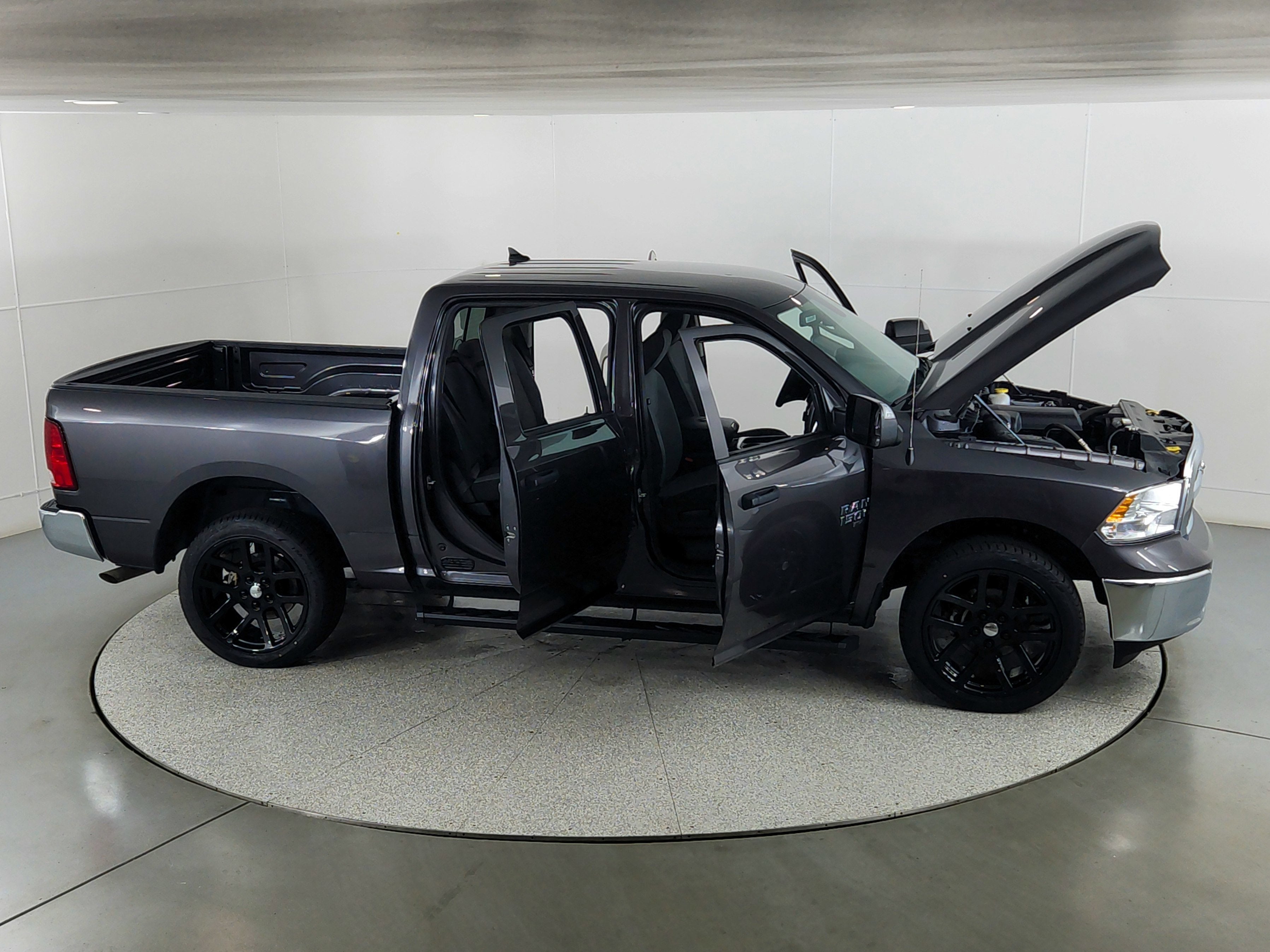 2023 RAM 1500 Classic SLT