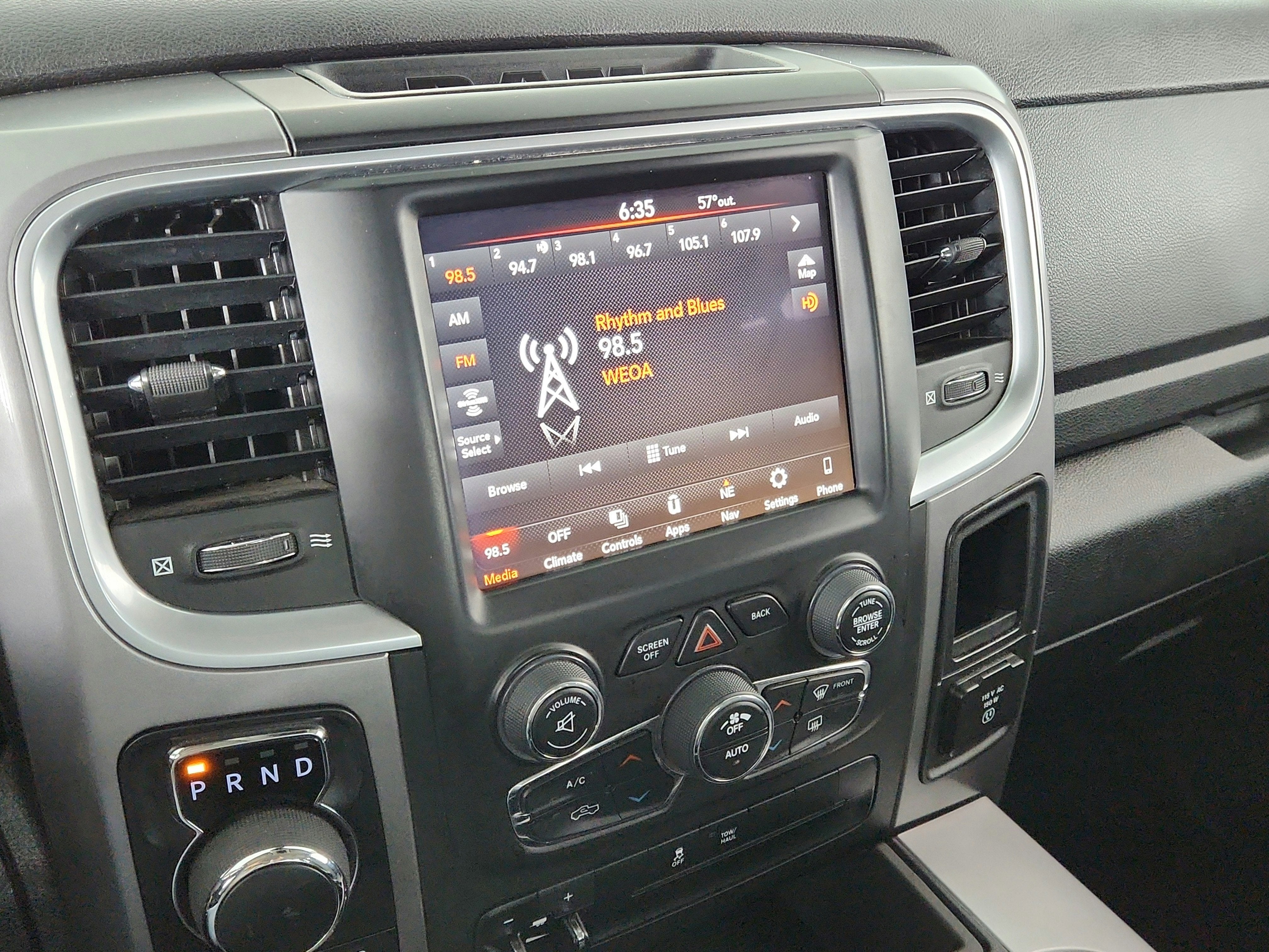 2023 RAM 1500 Classic SLT