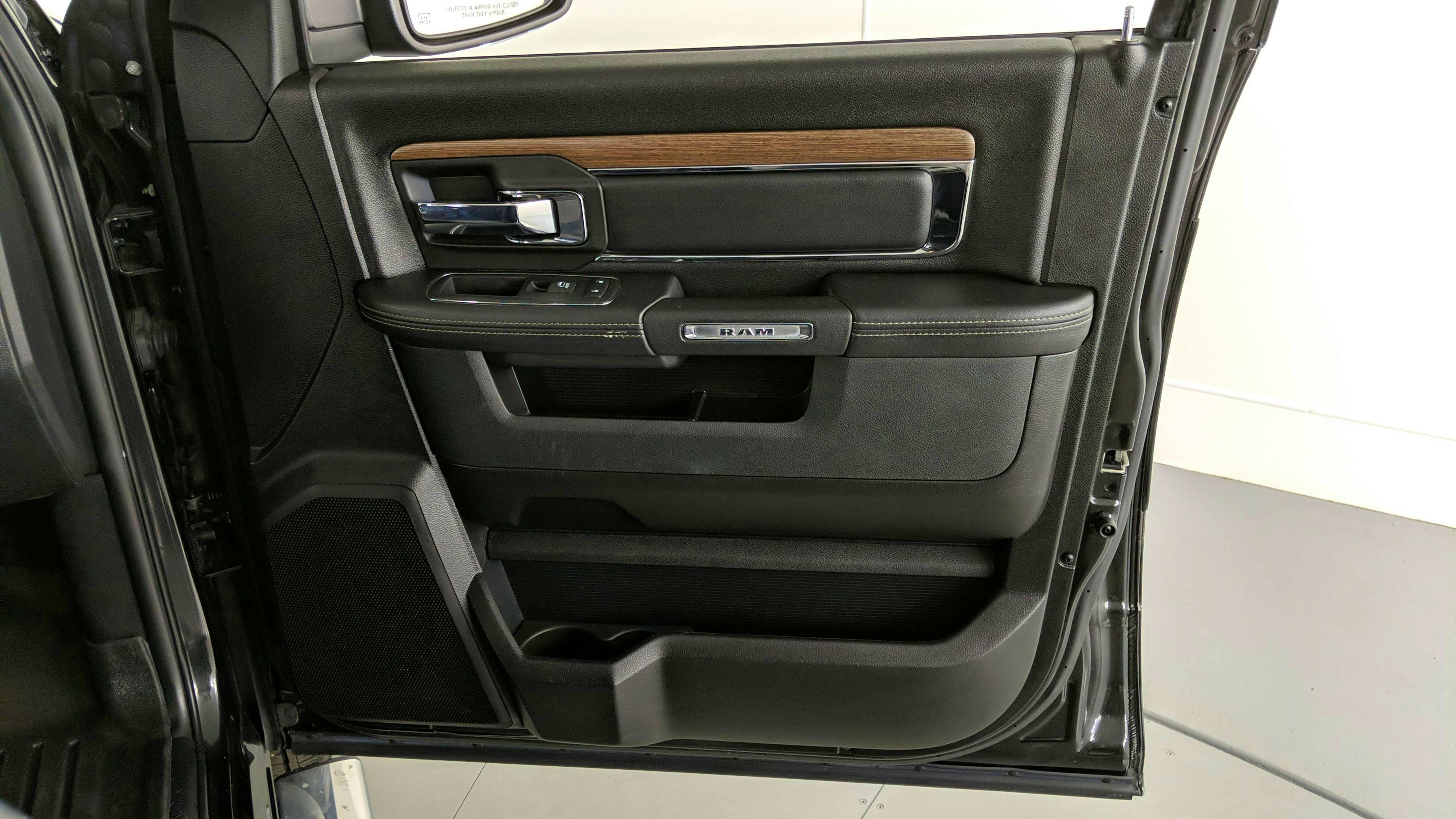 2017 RAM 1500 Laramie