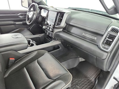 2022 RAM Ram 1500 Laramie 4x4 Crew Cab 5'7" Box