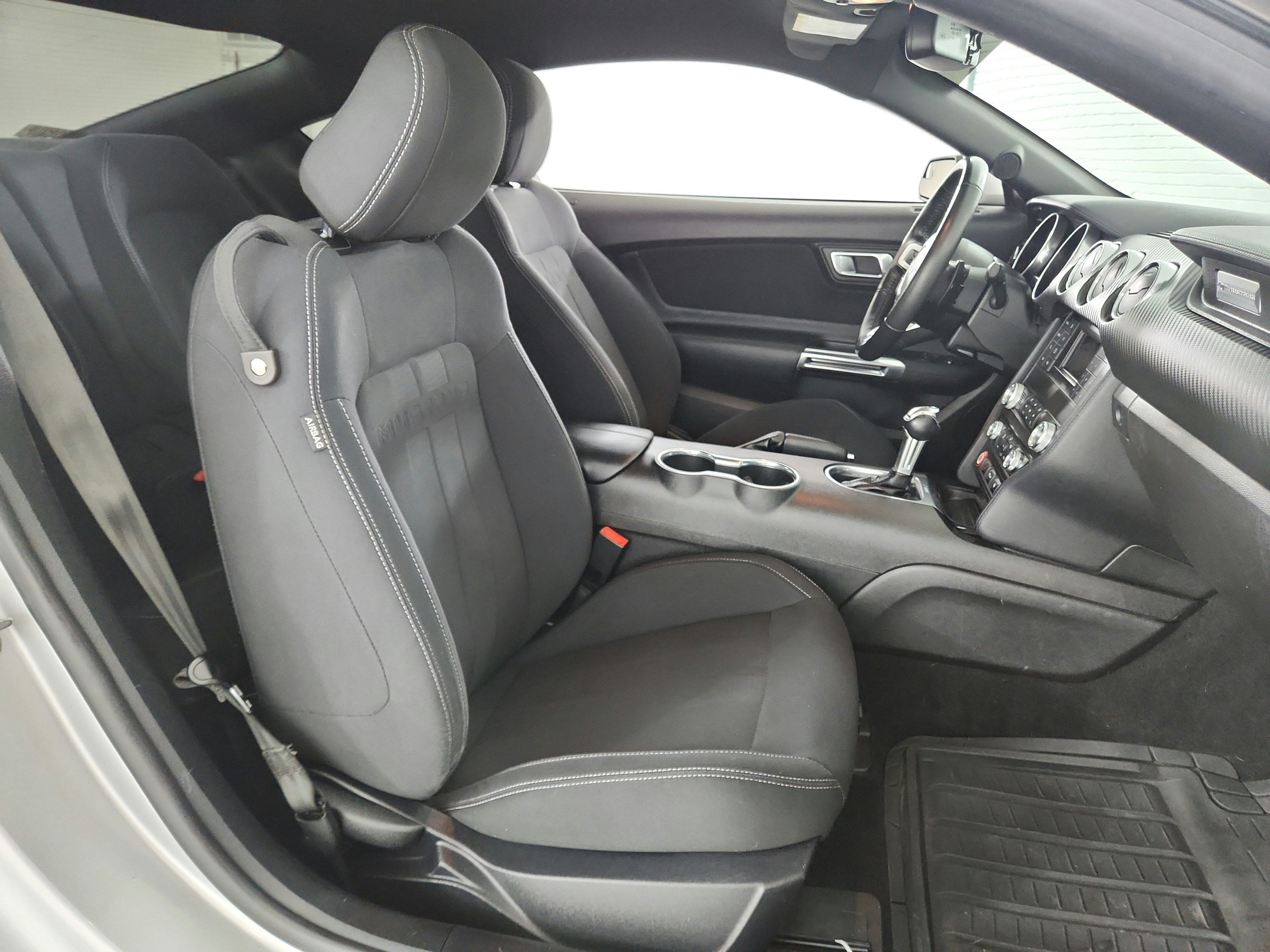 2019 Ford Mustang EcoBoost