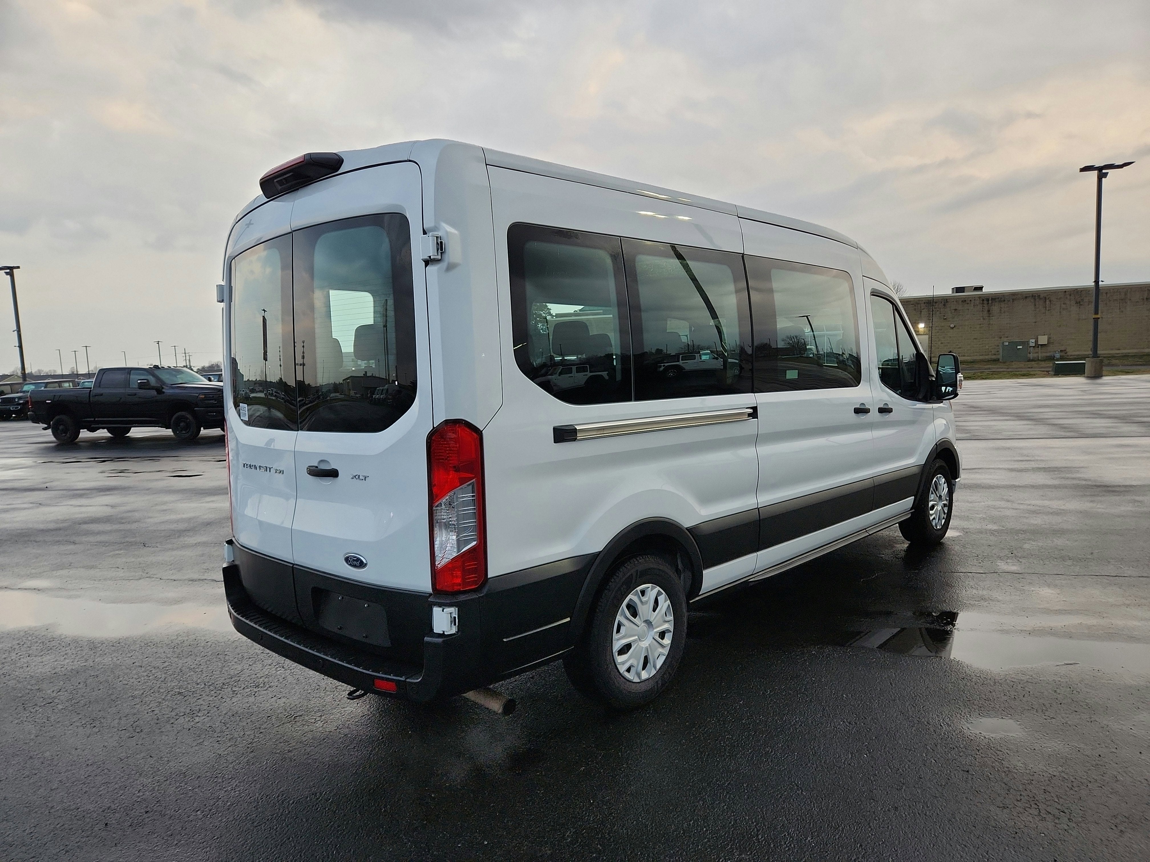 2022 Ford Transit-350 Passenger Van XLT