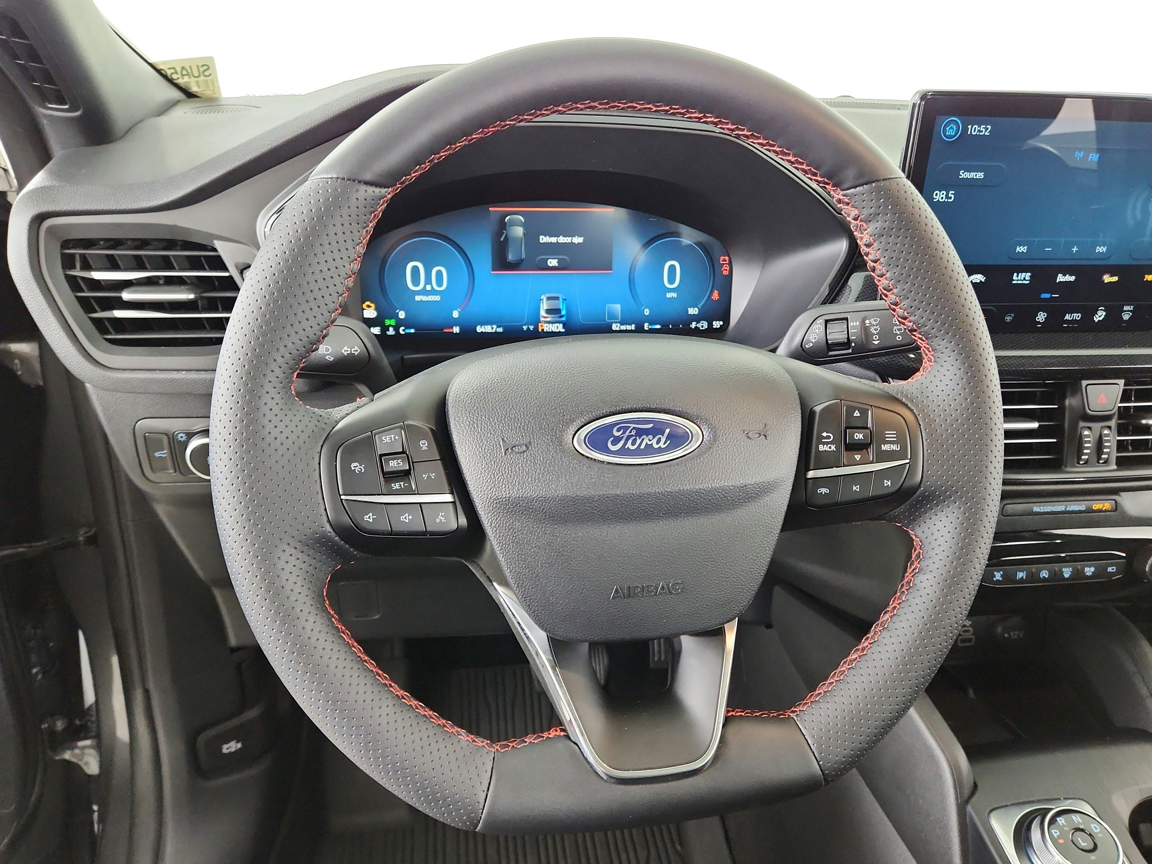 2025 Ford Escape ST-Line Elite