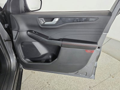 2025 Ford Escape ST-Line Elite