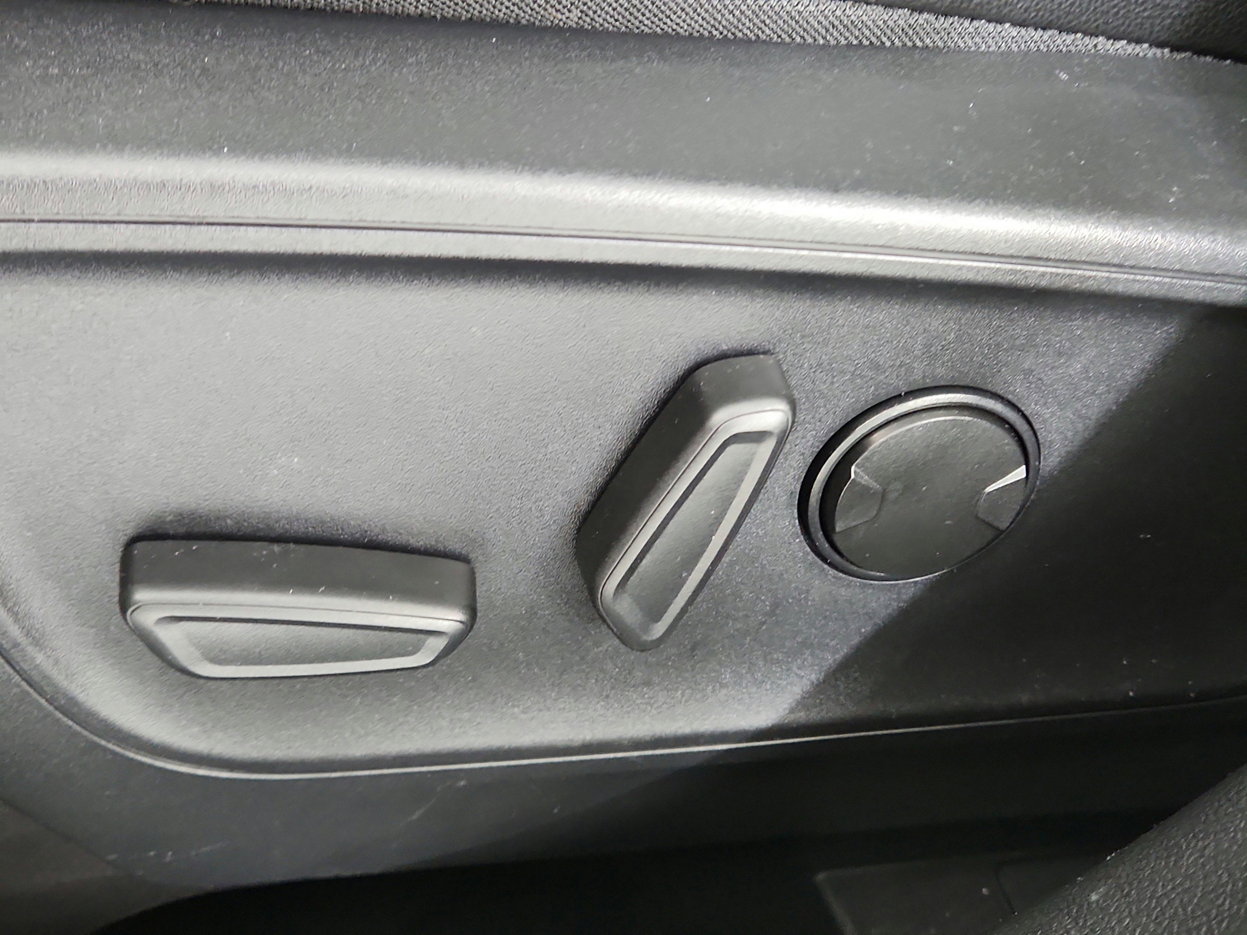 2025 Ford Escape ST-Line Elite