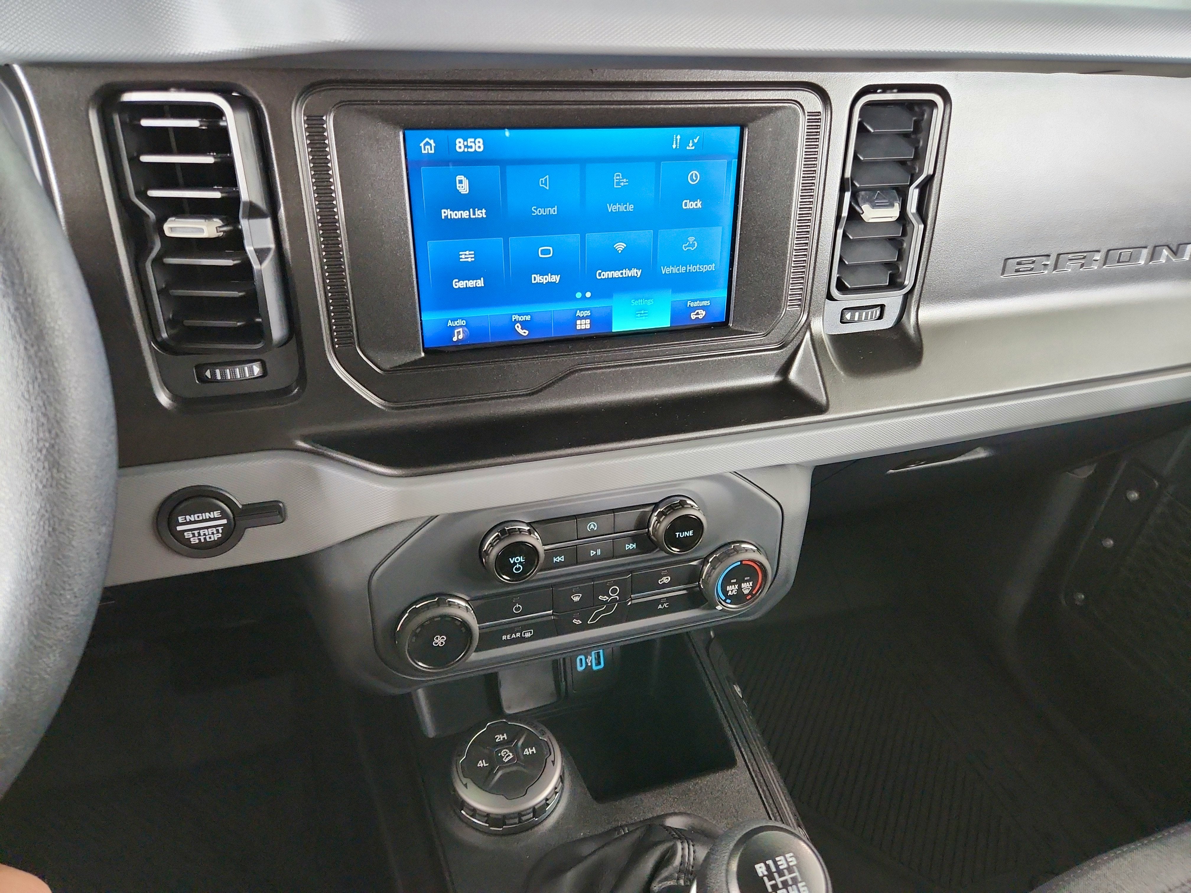 2022 Ford Bronco Base