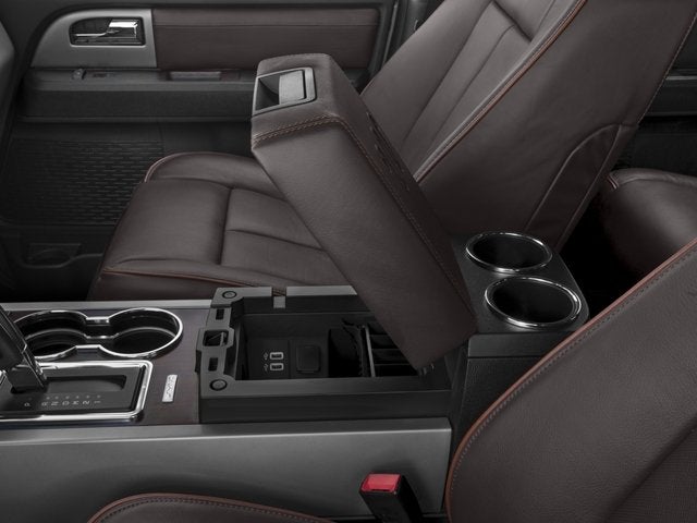 2016 Ford Expedition Base