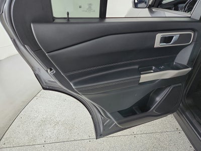 2021 Ford Explorer XLT 4WD