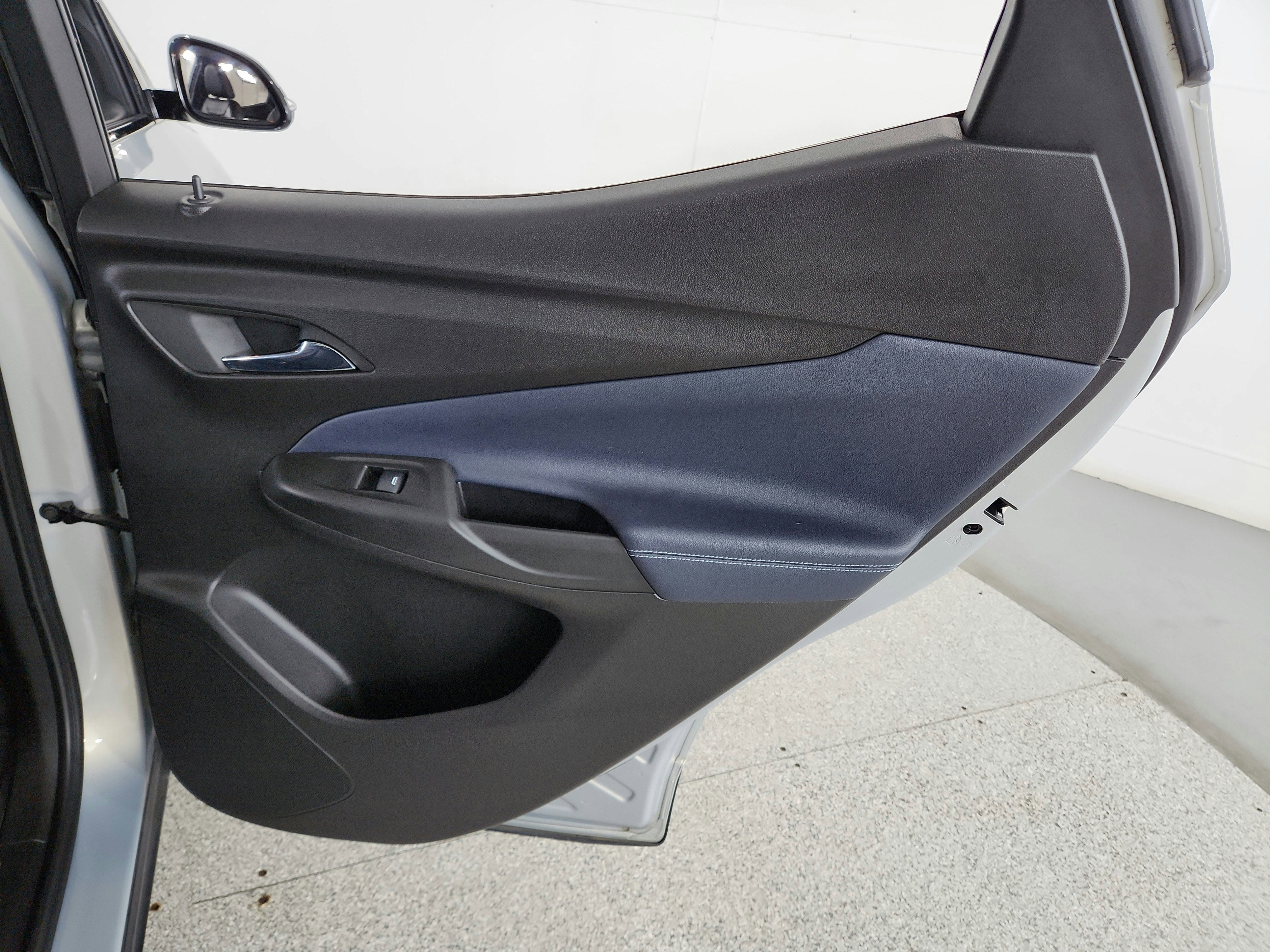 2022 Chevrolet Bolt EUV LT
